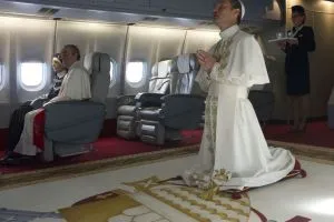 Молодой Папа scr.2